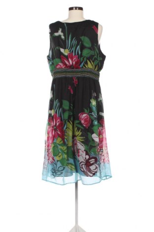 Kleid Signature, Größe XL, Farbe Mehrfarbig, Preis € 14,83
