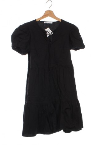 Kleid Sinsay, Größe XS, Farbe Schwarz, Preis 8,46 €