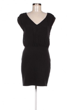 Rochie Soaked In Luxury, Mărime S, Culoare Negru, Preț 25,51 Lei