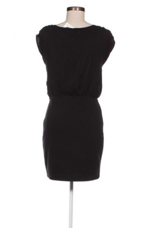 Rochie Soaked In Luxury, Mărime S, Culoare Negru, Preț 25,51 Lei