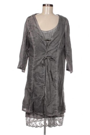 Kleid Sure, Größe M, Farbe Grau, Preis 10,09 €