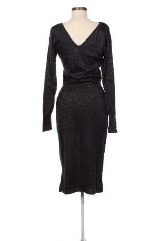 Kleid Tamaris, Größe S, Farbe Silber, Preis 30,62 €