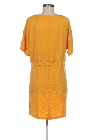 Šaty  Top Secret, Velikost M, Barva Žlutá, Cena  385,00 Kč