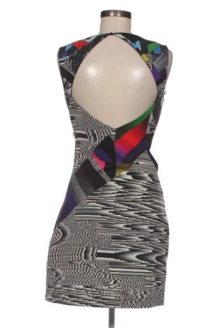 Kleid Totally Erected, Größe M, Farbe Mehrfarbig, Preis 29,36 €