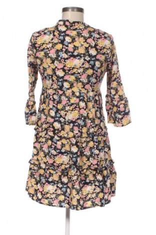 Kleid Vero Moda, Größe XS, Farbe Mehrfarbig, Preis € 9,40