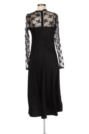Kleid Y.A.S, Größe L, Farbe Schwarz, Preis € 56,19