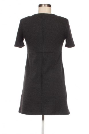 Kleid Zara, Größe S, Farbe Grau, Preis 8,29 €
