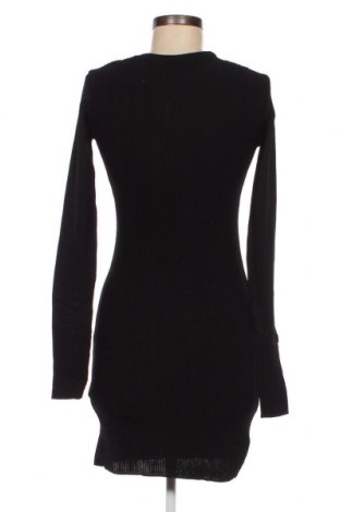 Рокля Zara Knitwear, Размер M, Цвят Черен, Цена 81,00 лв.