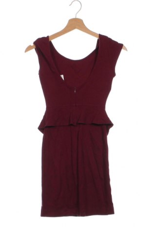Рокля Zara Trafaluc, Размер XS, Цвят Червен, Цена 31,77 лв.