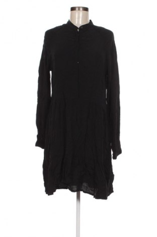 Kleid mbyM, Größe M, Farbe Schwarz, Preis € 29,67