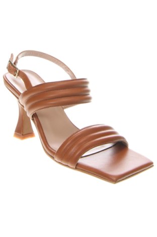 Sandalen, Größe 37, Farbe Braun, Preis 23,97 €