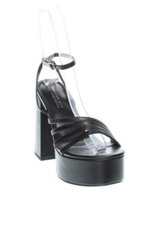 Sandále Madden Girl, Veľkosť 39, Farba Čierna, Cena  53,20 €
