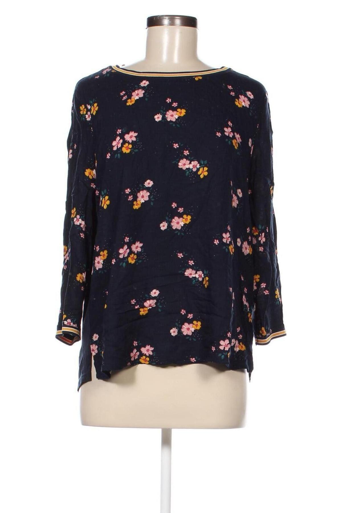 Дамска блуза, Размер M, Цвят Многоцветен, Цена 10,45 лв.