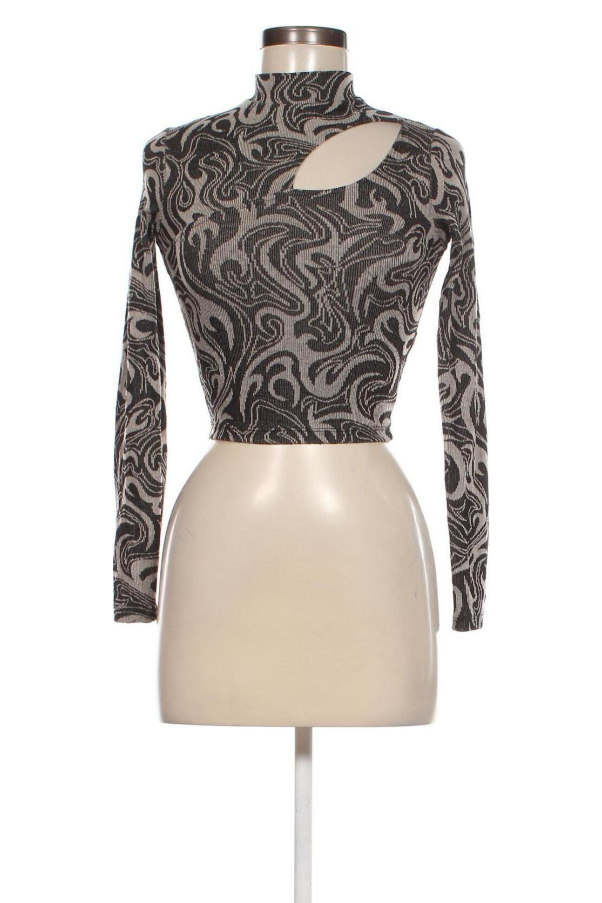 Γυναικεία μπλούζα Bershka, Μέγεθος XS, Χρώμα Πολύχρωμο, Τιμή 5,88 €