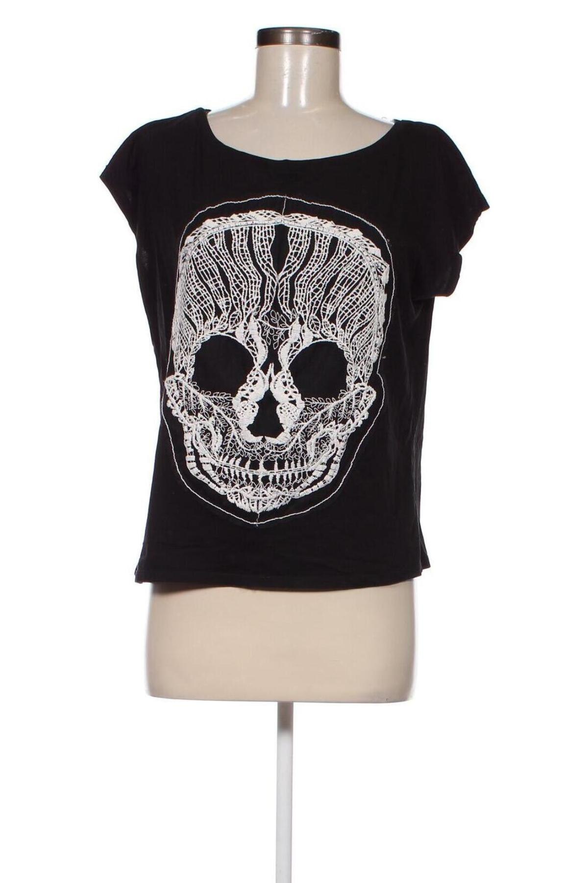 Γυναικεία μπλούζα Bershka, Μέγεθος M, Χρώμα Μαύρο, Τιμή 4,37 €