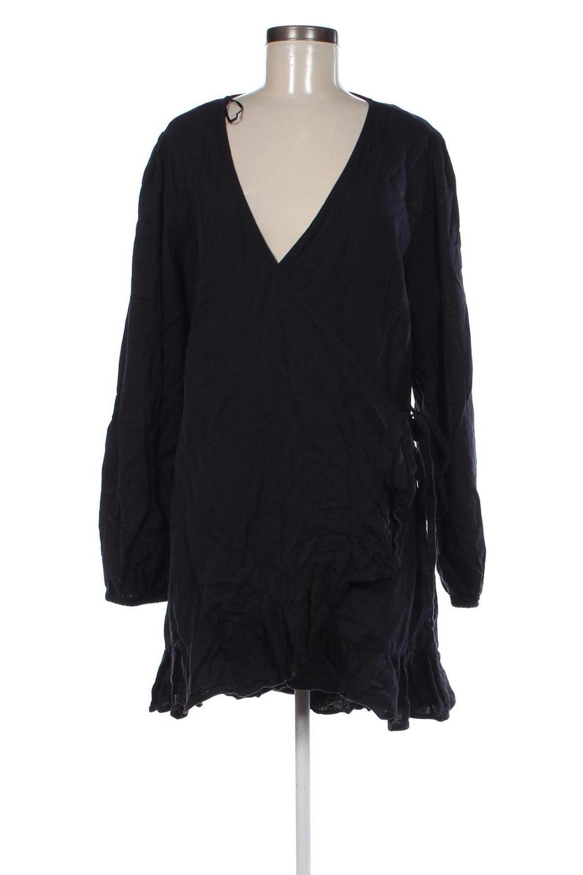 Γυναικεία μπλούζα Bik Bok, Μέγεθος XL, Χρώμα Μαύρο, Τιμή 7,05 €