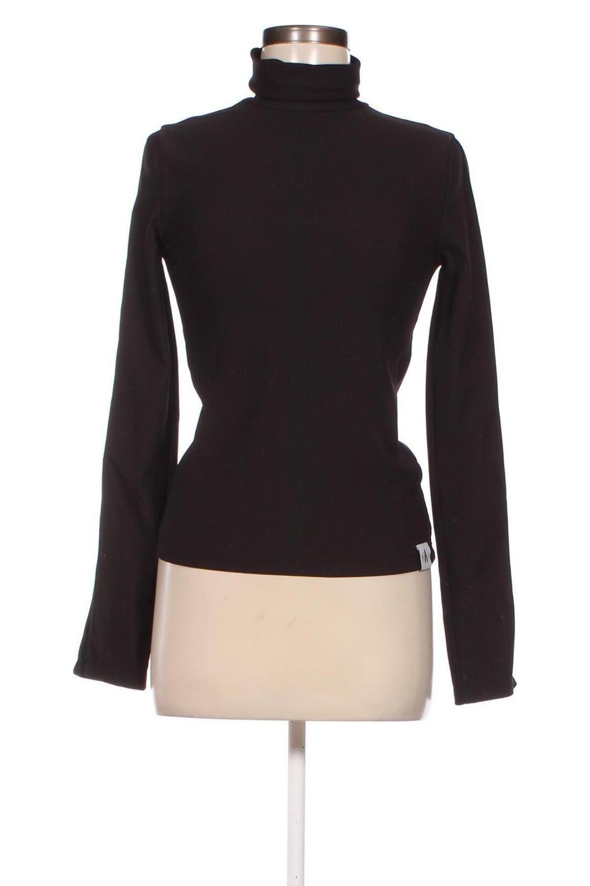 Дамска блуза Calvin Klein Jeans, Размер M, Цвят Черен, Цена 68,20 лв.
