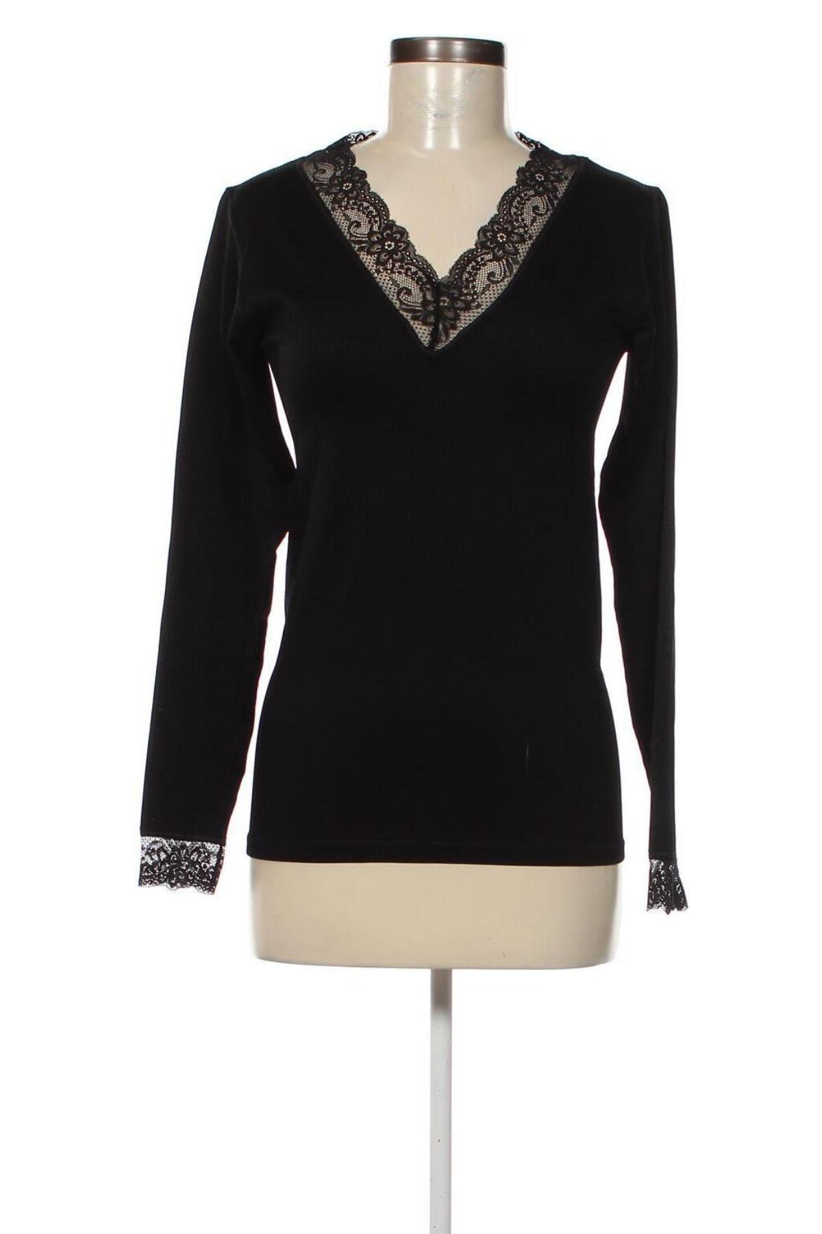 Дамска блуза Culture, Размер L, Цвят Черен, Цена 38,50 лв.
