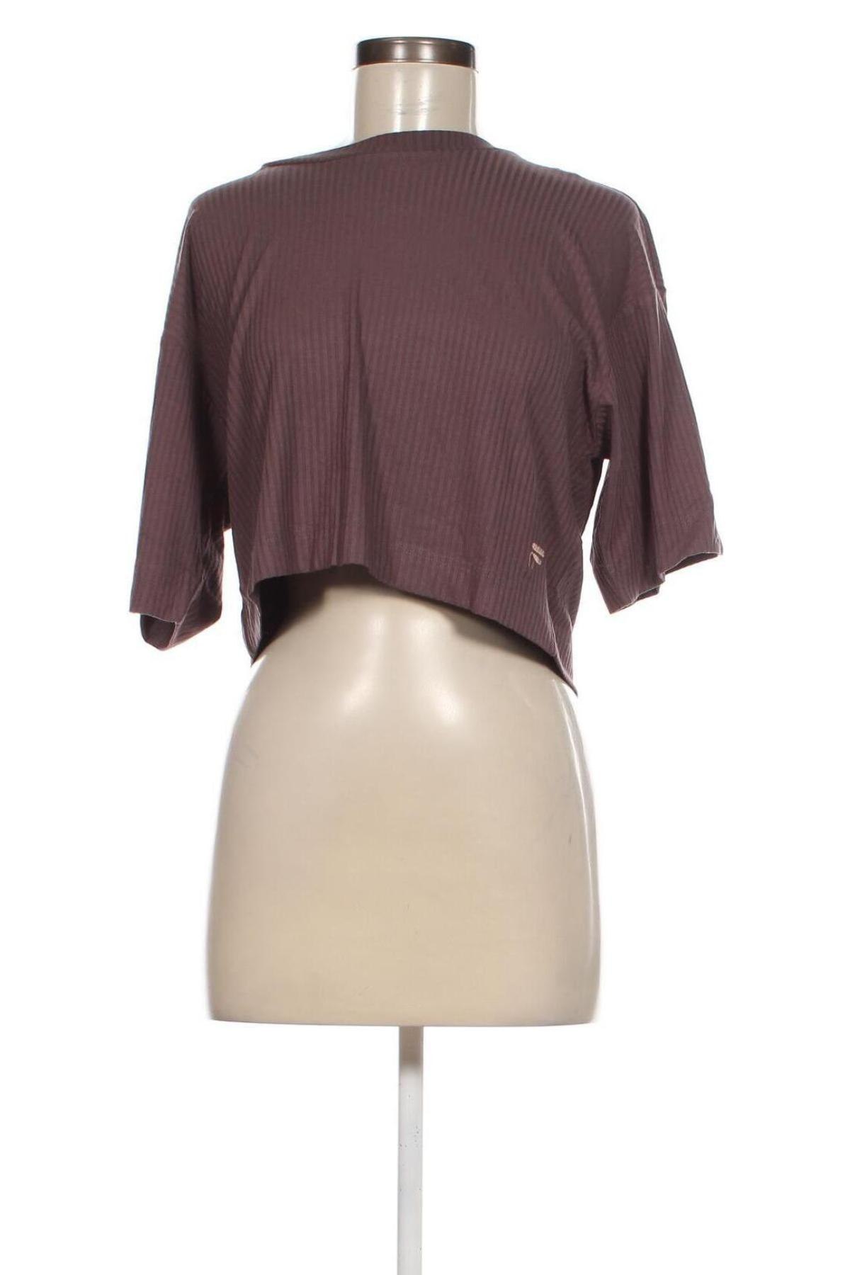 Дамска блуза FILA, Размер S, Цвят Кафяв, Цена 15,40 лв.