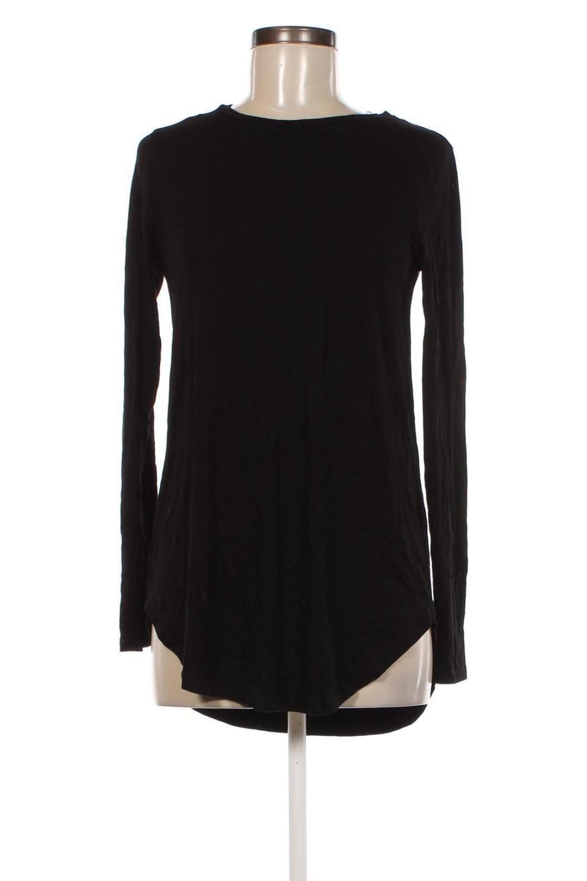 Γυναικεία μπλούζα Gina Tricot, Μέγεθος S, Χρώμα Μαύρο, Τιμή 4,95 €
