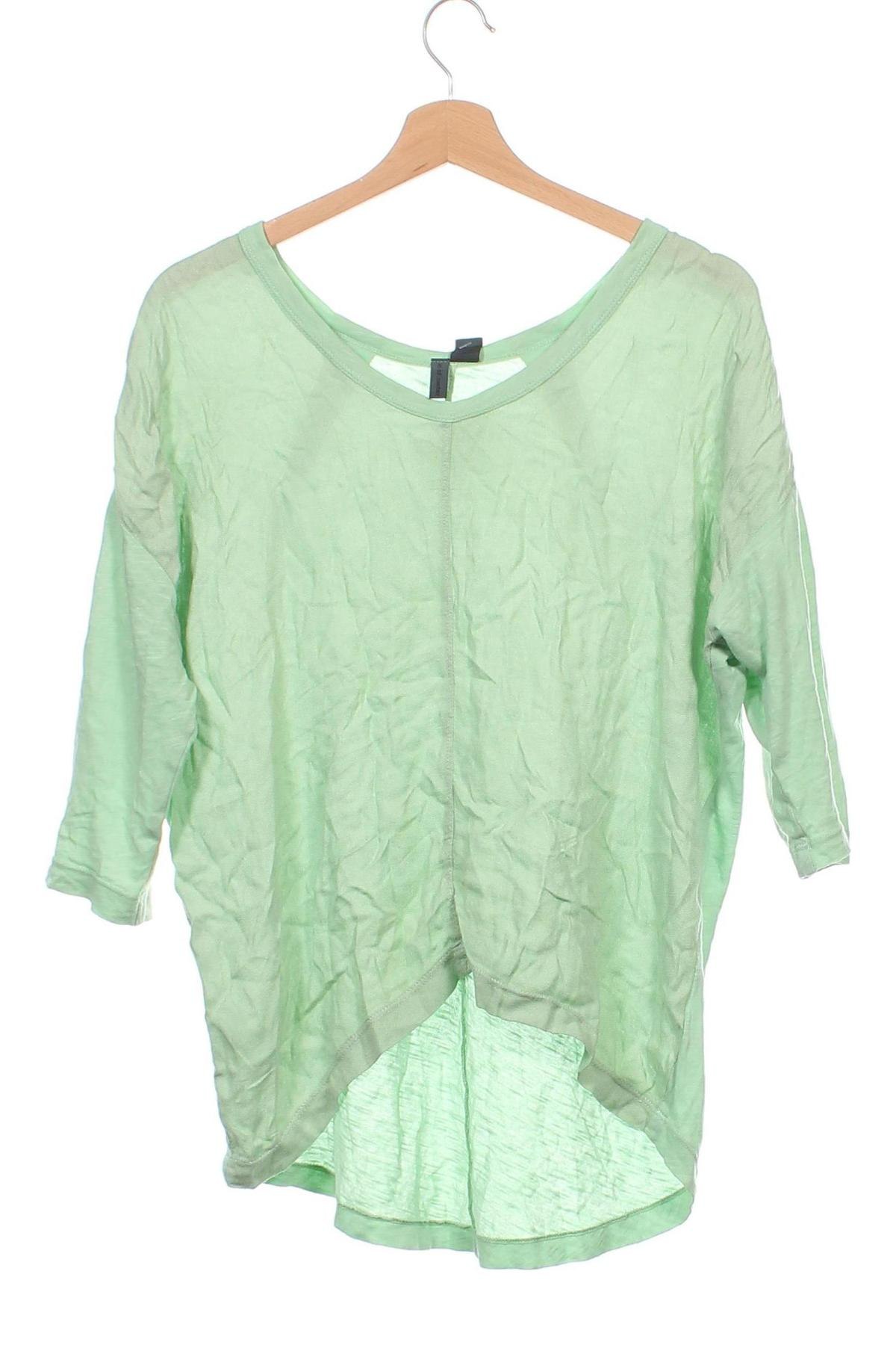 Damen Shirt Left of Center, Größe XS, Farbe Grün, Preis € 2,99