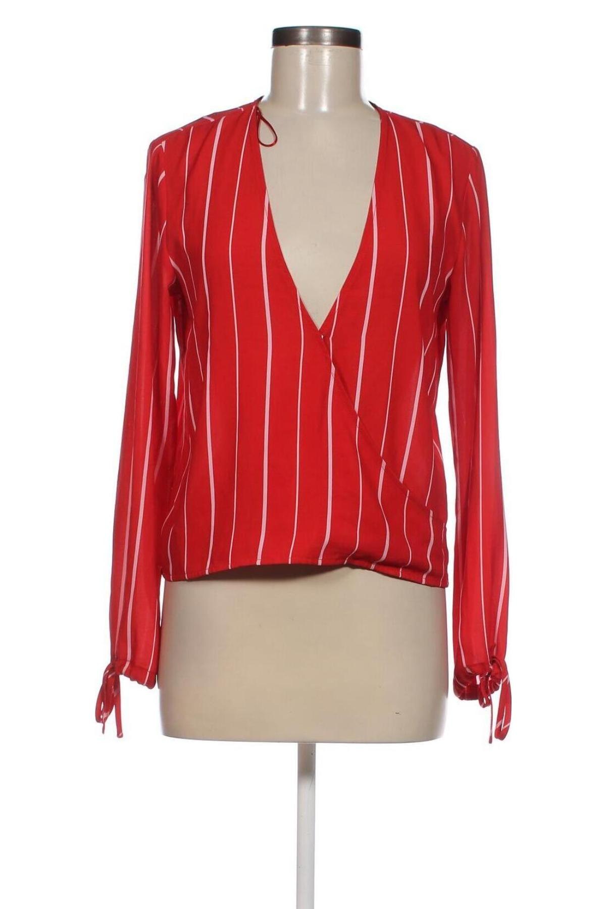 Дамска блуза NA-KD, Размер S, Цвят Червен, Цена 13,60 лв.