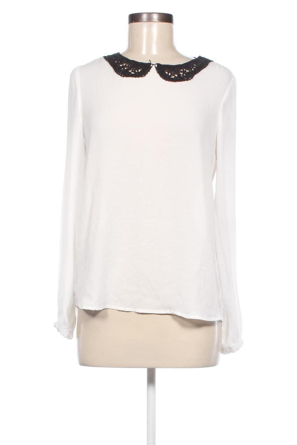 Damen Shirt Reserved, Größe S, Farbe Weiß, Preis 5,25 €