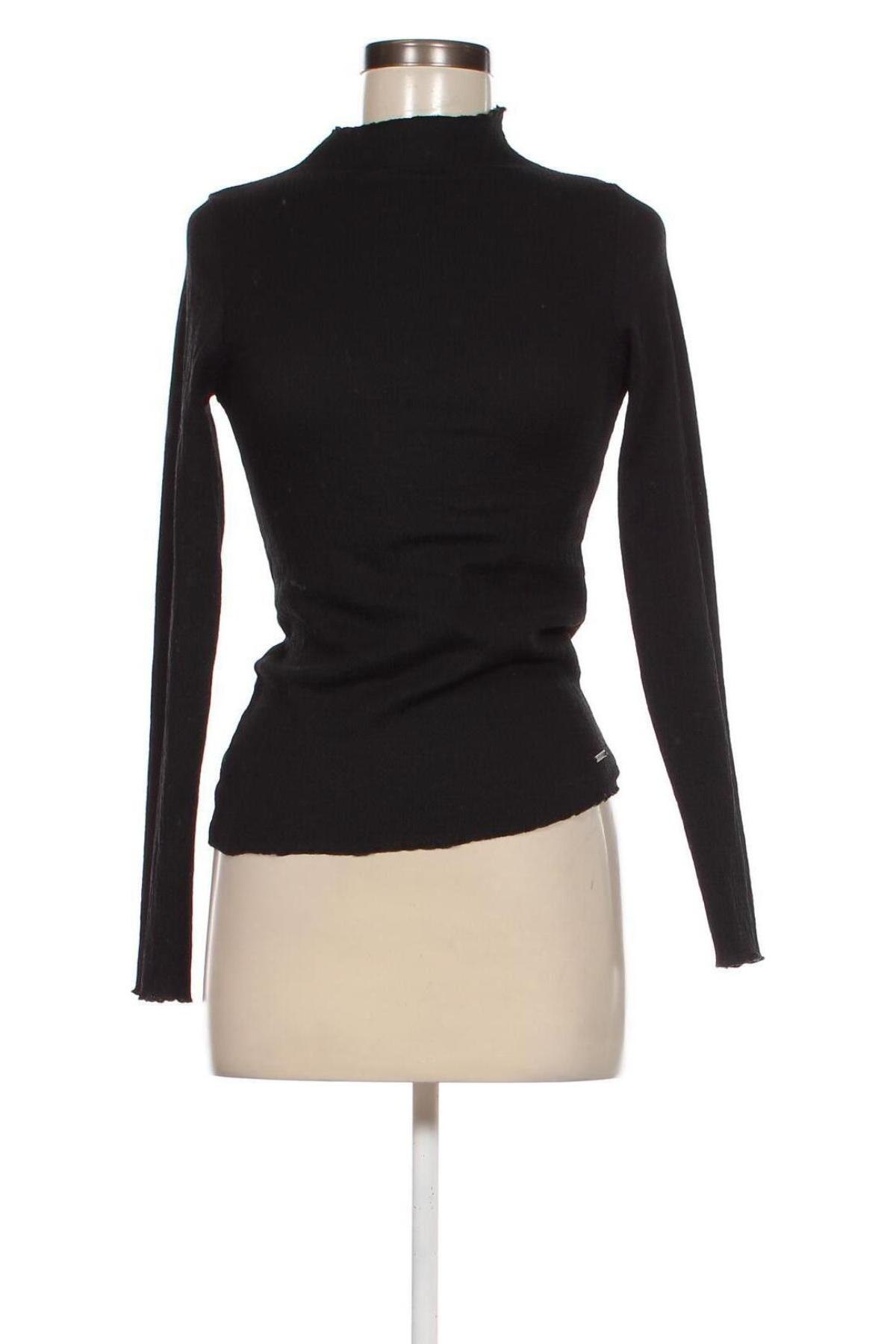 Γυναικεία μπλούζα Revelation, Μέγεθος S, Χρώμα Μαύρο, Τιμή 4,70 €
