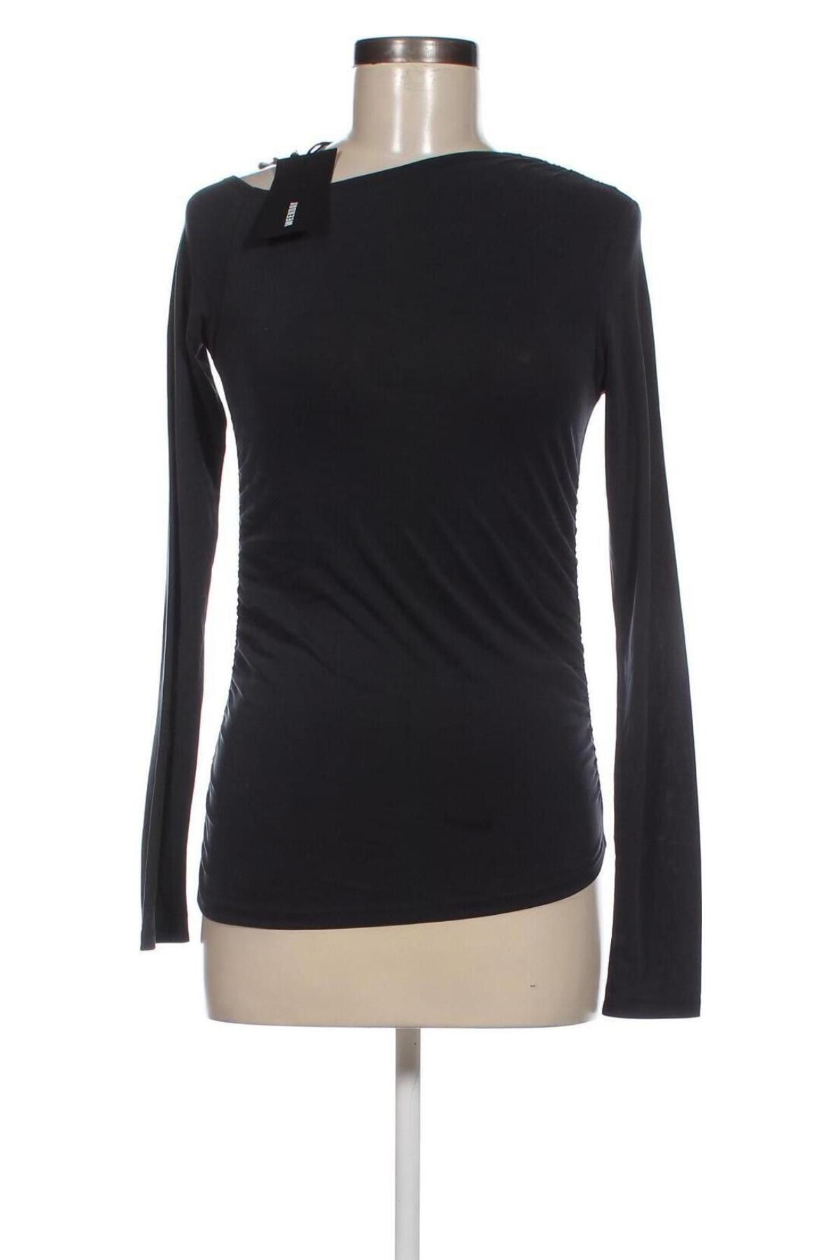 Γυναικεία μπλούζα Weekday, Μέγεθος S, Χρώμα Μαύρο, Τιμή 9,48 €