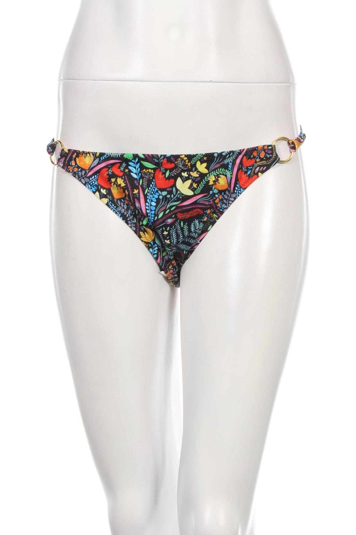 Costum de baie de damă Freya, Mărime M, Culoare Multicolor, Preț 77,80 Lei