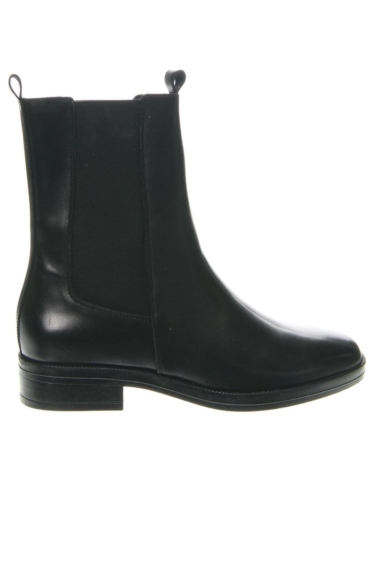 Botine de damă Andre, Mărime 38, Culoare Negru, Preț 282,90 Lei