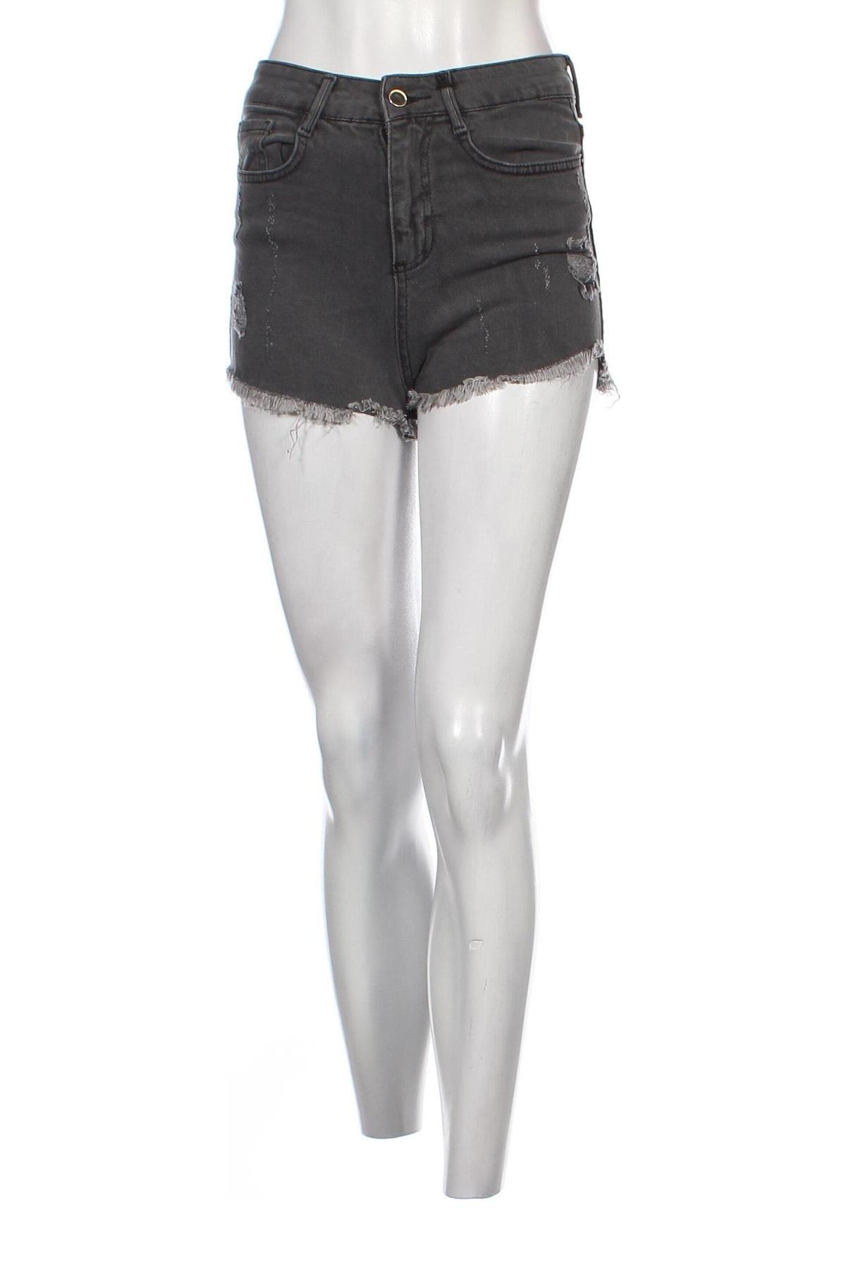 Γυναικείο κοντό παντελόνι, Μέγεθος XS, Χρώμα Γκρί, Τιμή 5,54 €