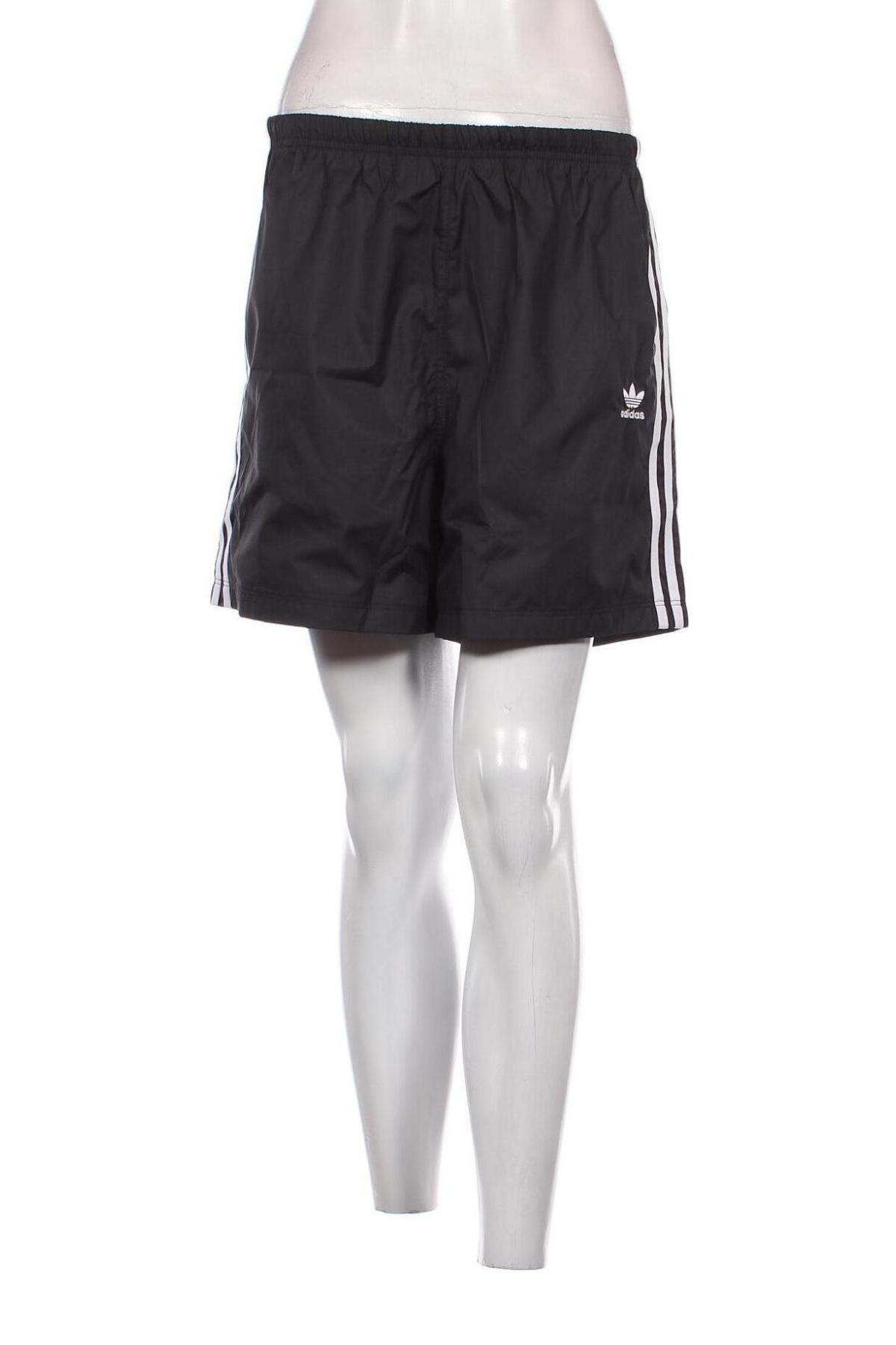 Дамски къс панталон Adidas Originals, Размер S, Цвят Черен, Цена 42,35 лв.