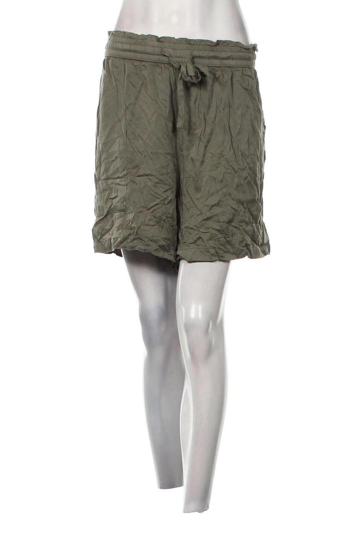 Дамски къс панталон Arizona Jean Co, Размер XXL, Цвят Зелен, Цена 14,25 лв.