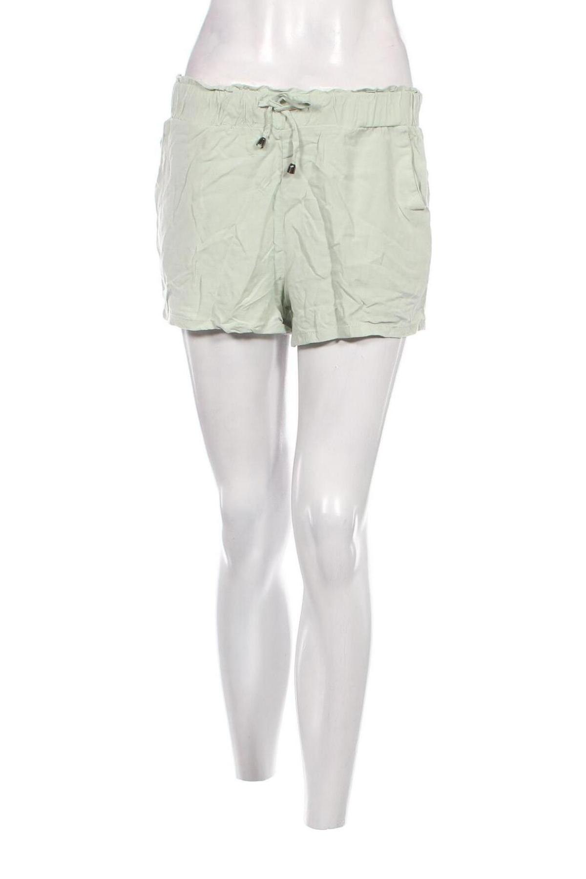 Γυναικείο κοντό παντελόνι Beloved, Μέγεθος M, Χρώμα Πράσινο, Τιμή 5,83 €