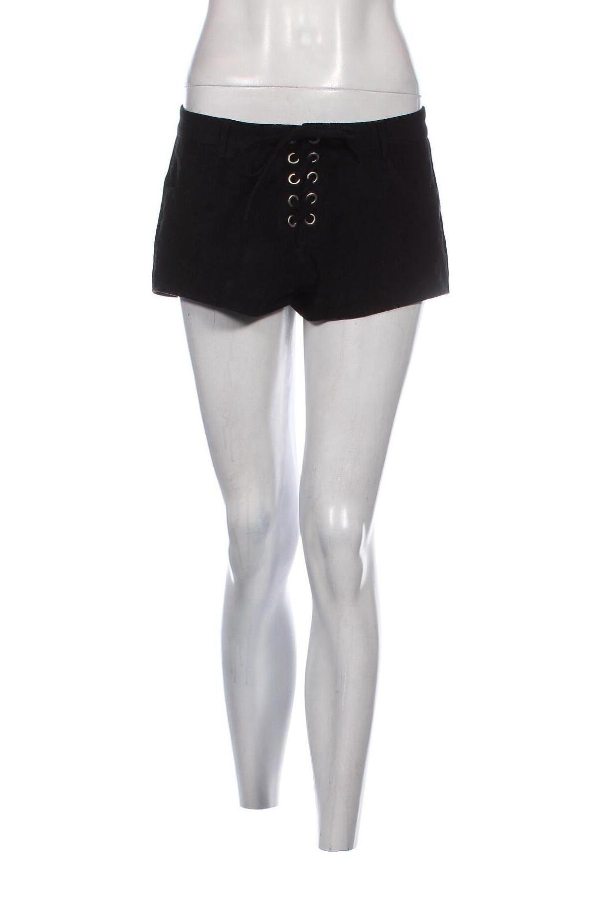 Γυναικείο κοντό παντελόνι Bershka, Μέγεθος M, Χρώμα Μαύρο, Τιμή 4,70 €