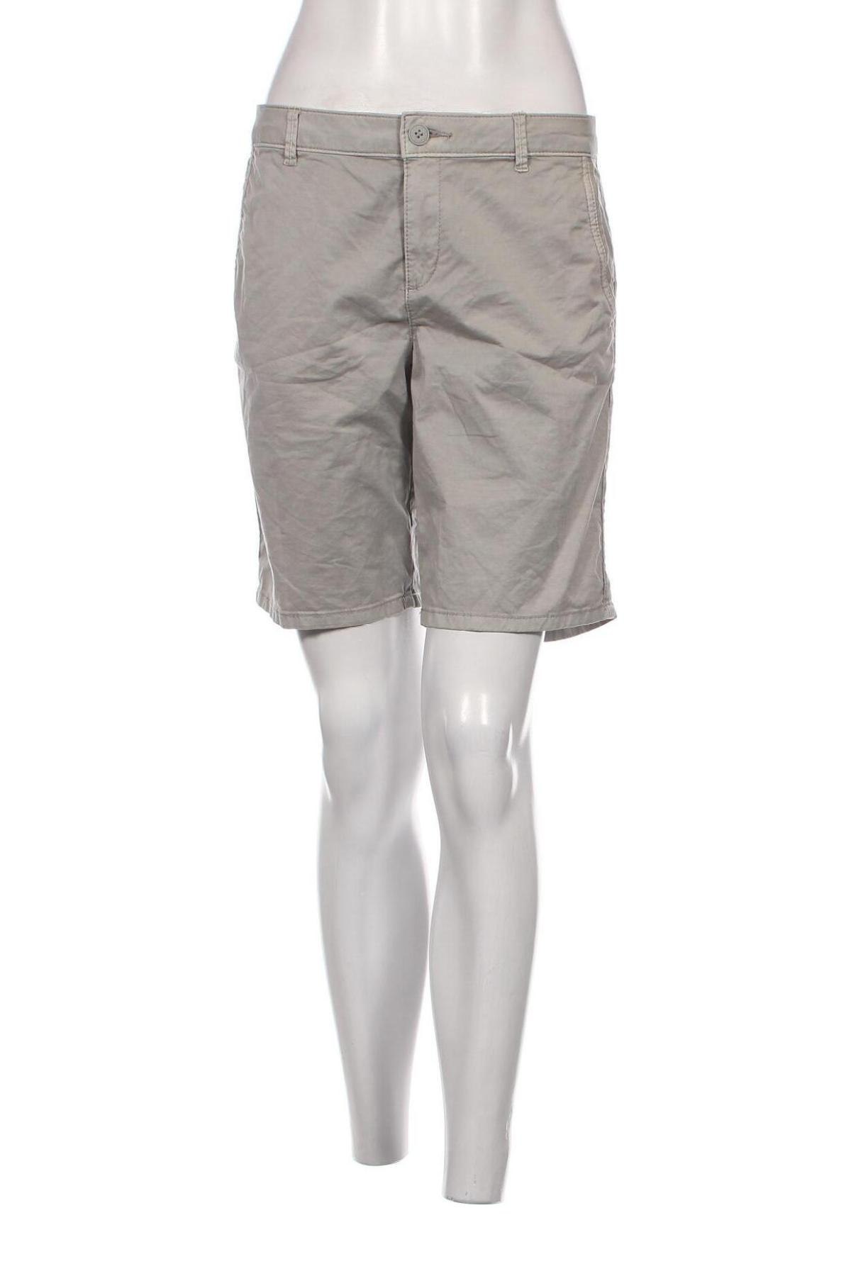 Дамски къс панталон Esprit, Размер S, Цвят Зелен, Цена 13,60 лв.
