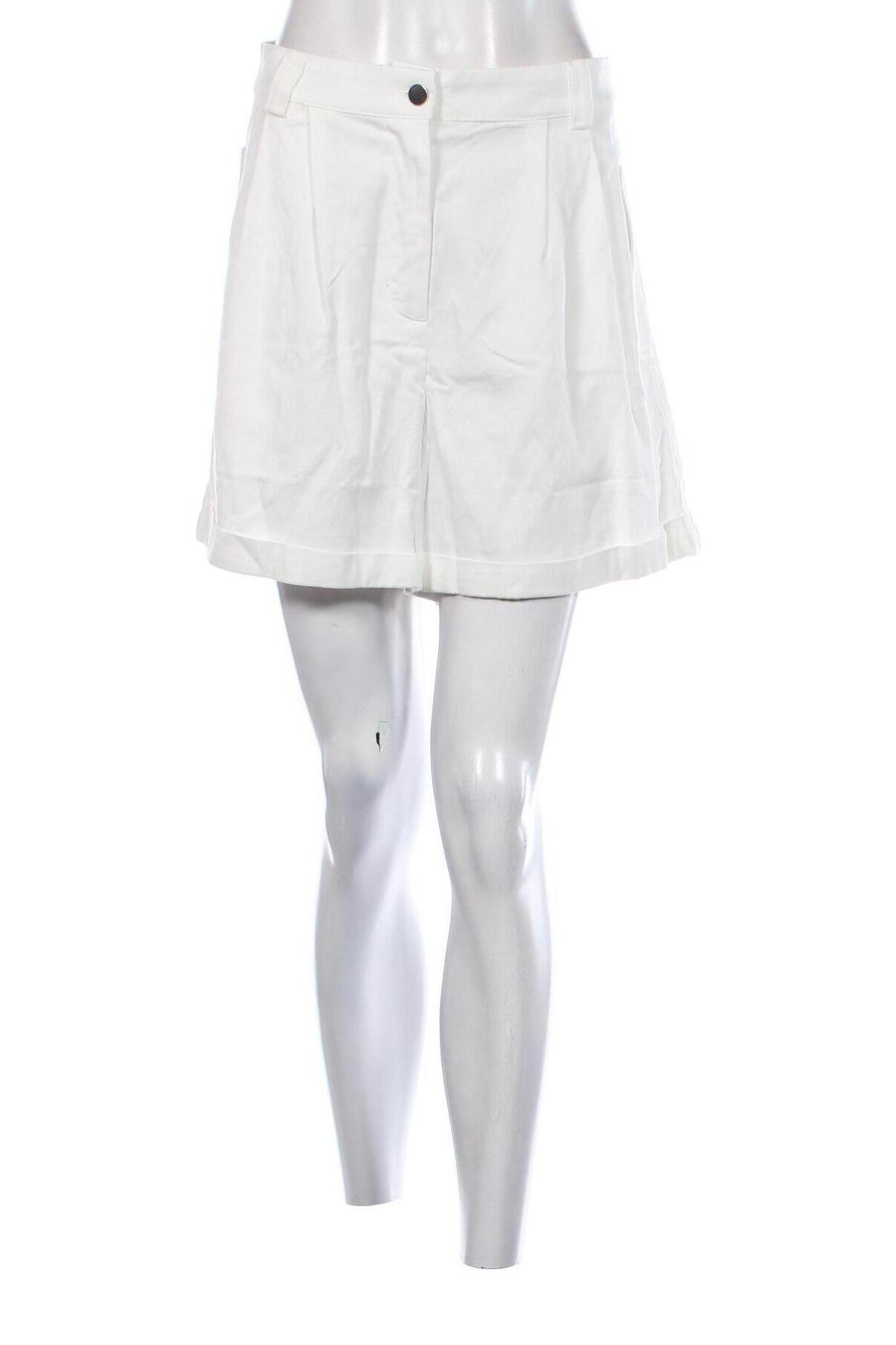 Γυναικείο κοντό παντελόνι Guido Maria Kretschmer for About You, Μέγεθος M, Χρώμα Λευκό, Τιμή 17,86 €