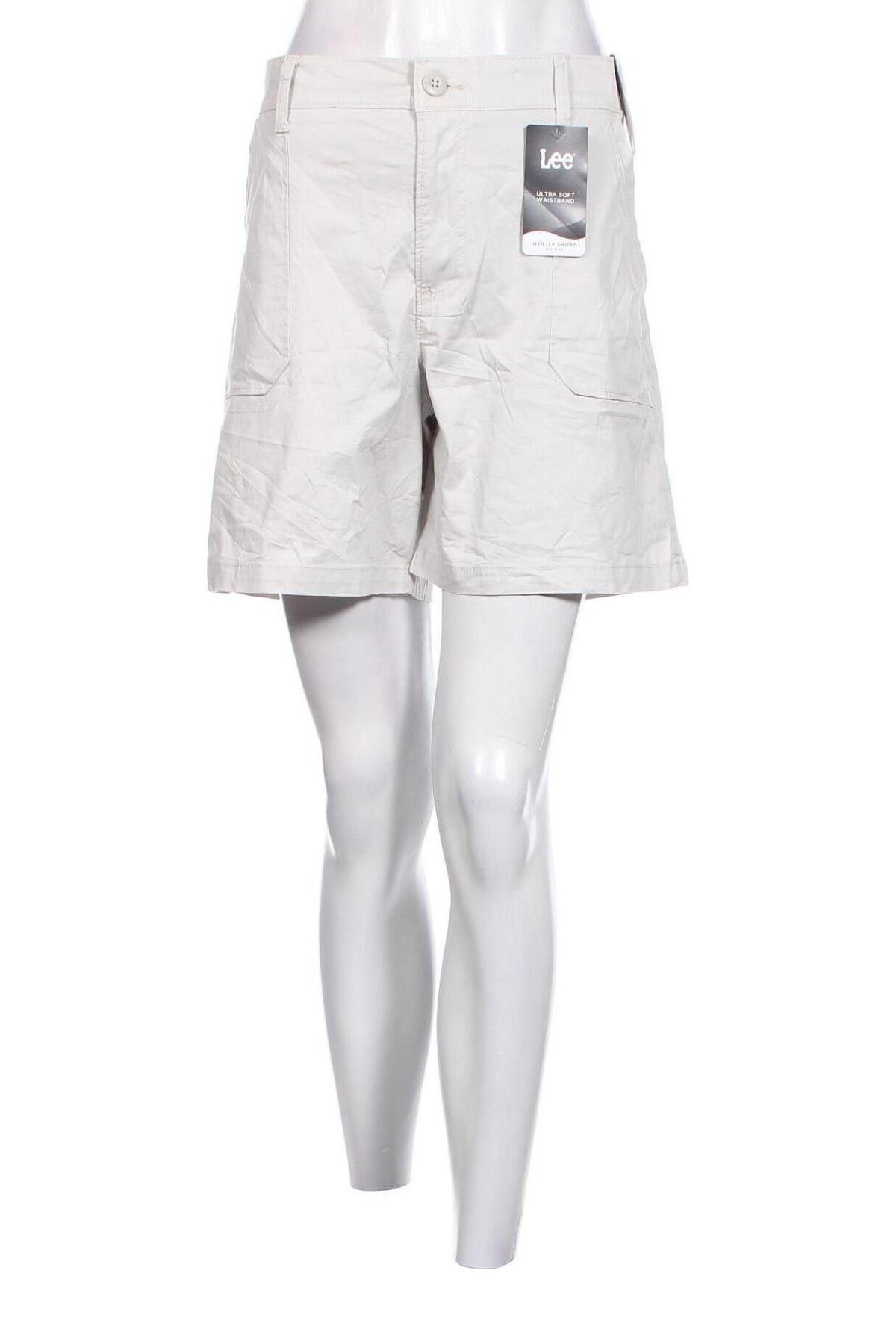 Дамски къс панталон Lee, Размер XL, Цвят Екрю, Цена 56,16 лв.