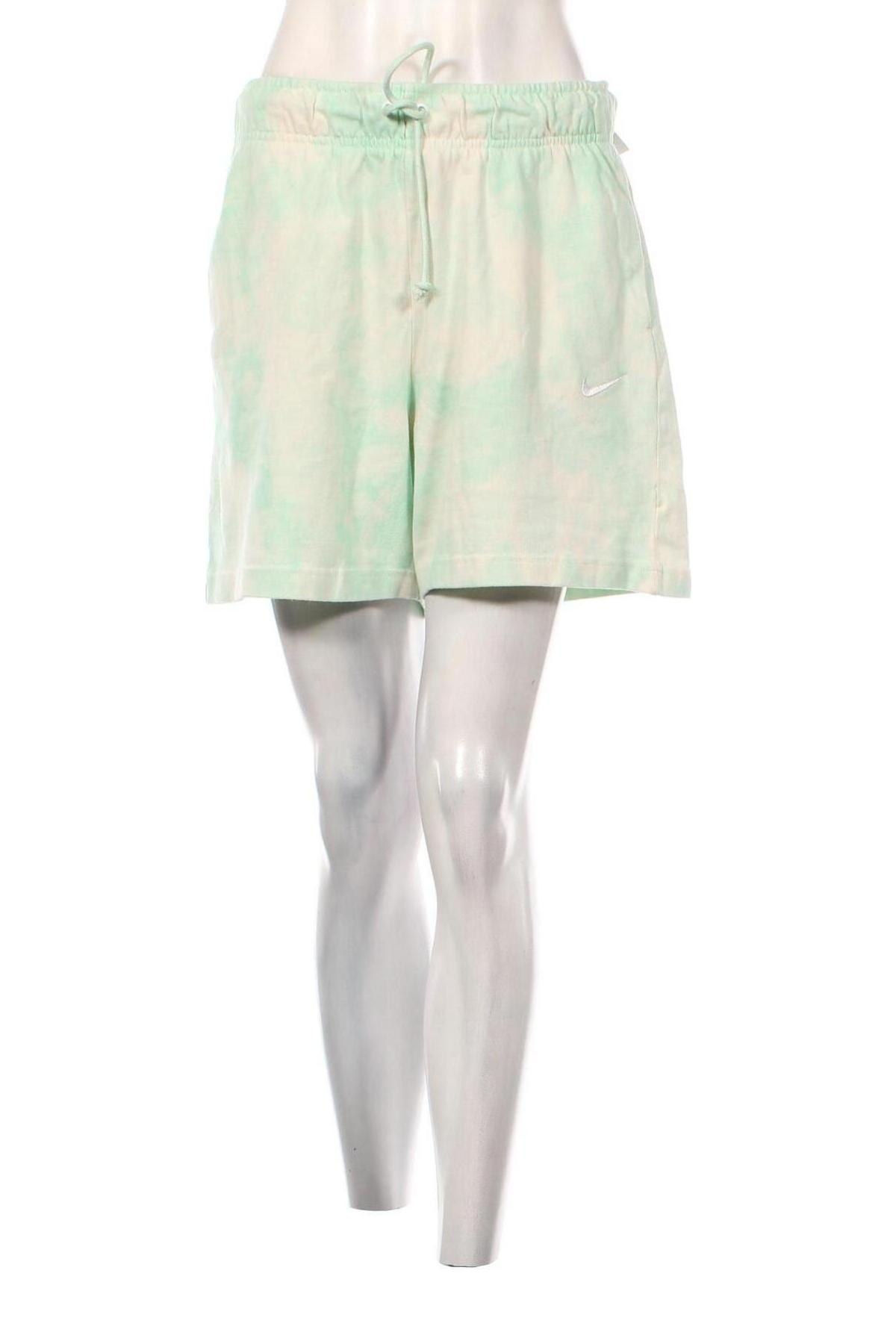 Γυναικείο κοντό παντελόνι Nike, Μέγεθος M, Χρώμα Πράσινο, Τιμή 21,83 €