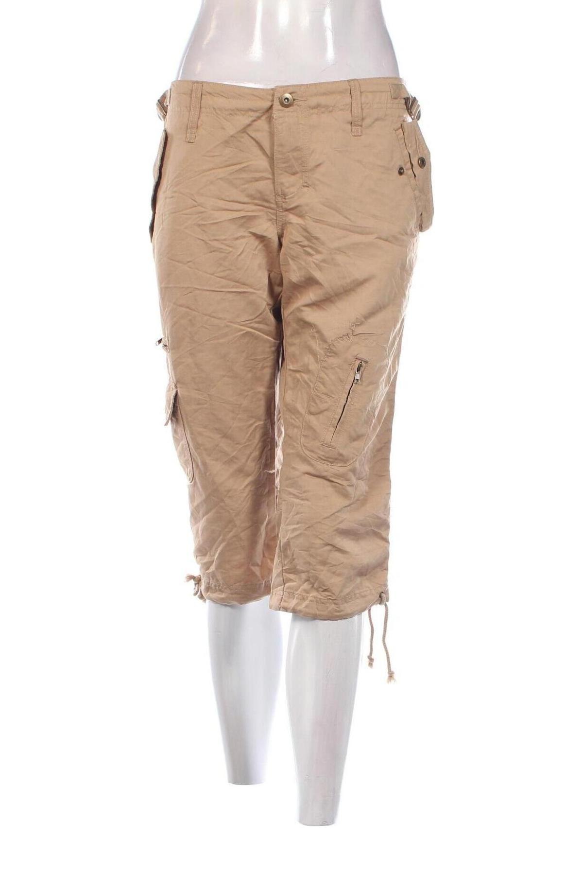 Pantaloni scurți de femei No Boundaries, Mărime L, Culoare Bej, Preț 58,12 Lei