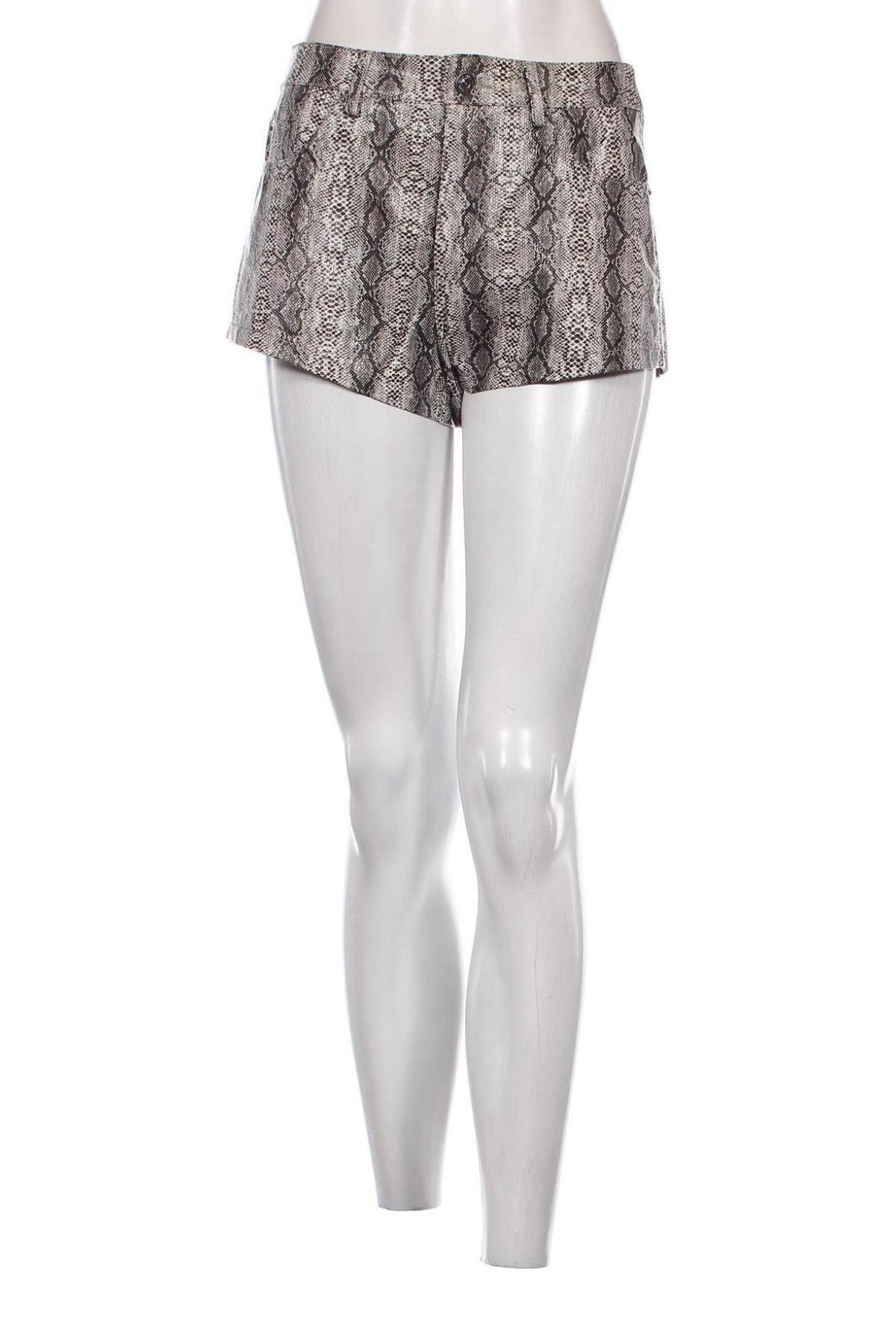 Γυναικείο κοντό παντελόνι Pimkie, Μέγεθος S, Χρώμα Πολύχρωμο, Τιμή 7,19 €