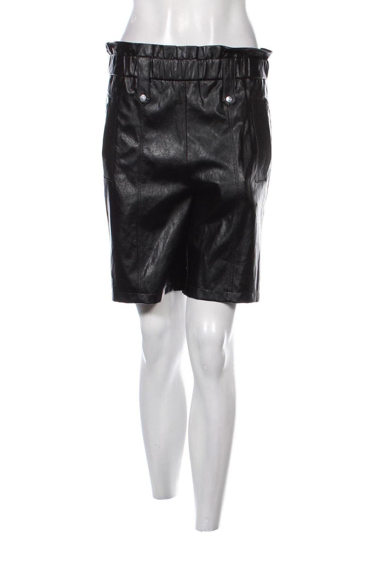 Дамски къс панталон Pinko, Размер M, Цвят Черен, Цена 82,50 лв.