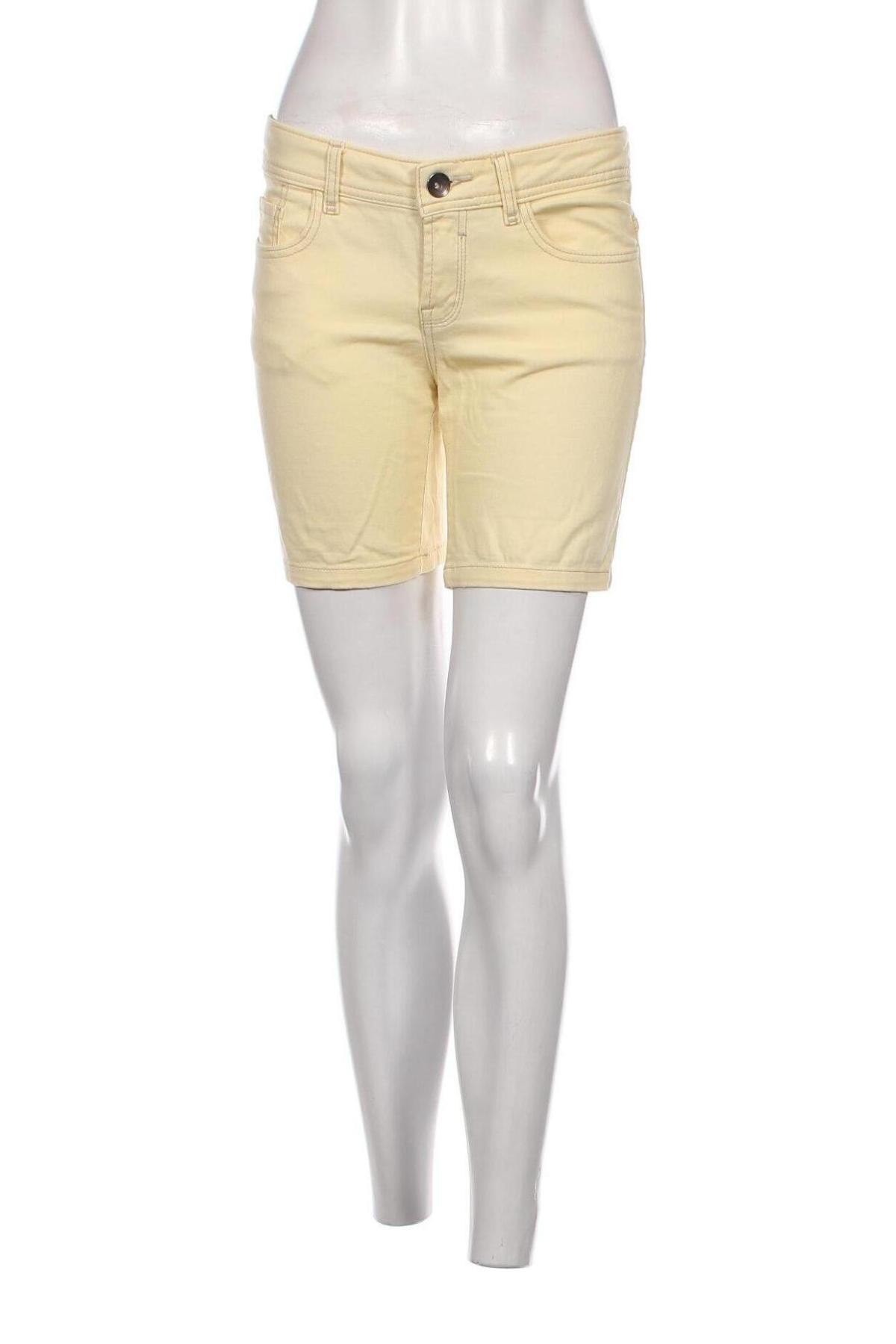 Γυναικείο κοντό παντελόνι S.Oliver, Μέγεθος M, Χρώμα Κίτρινο, Τιμή 9,91 €