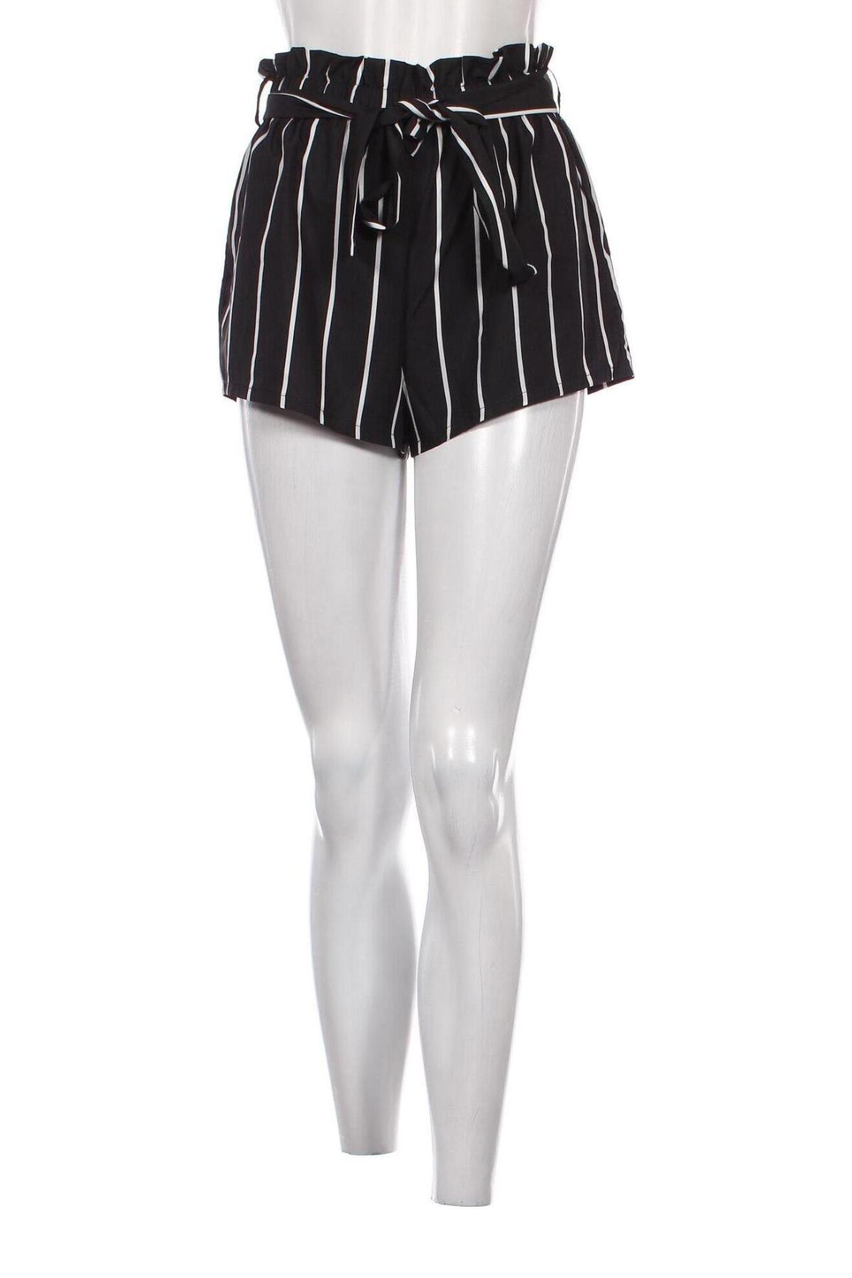 Γυναικείο κοντό παντελόνι SHEIN, Μέγεθος S, Χρώμα Μαύρο, Τιμή 5,84 €