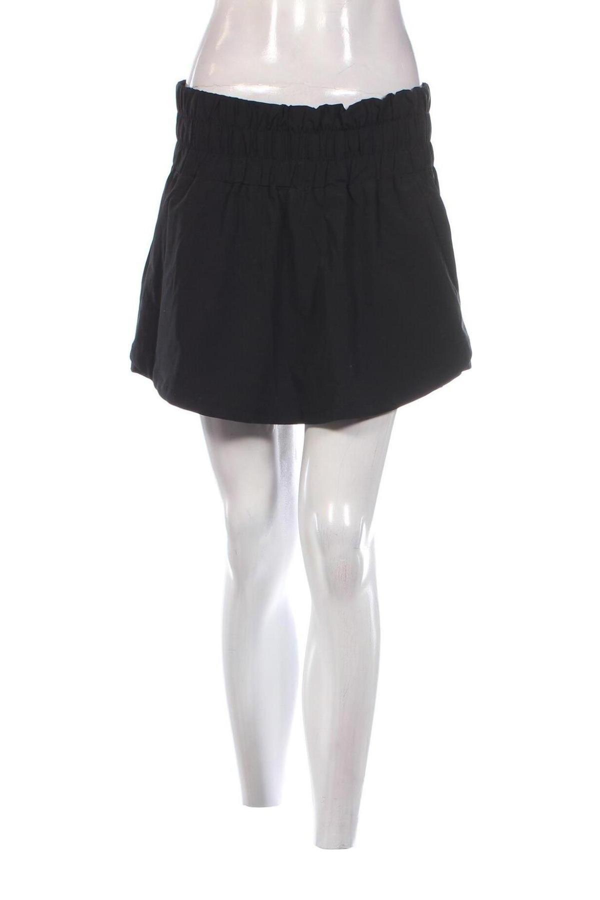 Γυναικείο κοντό παντελόνι Vanilla Star, Μέγεθος L, Χρώμα Μαύρο, Τιμή 6,70 €