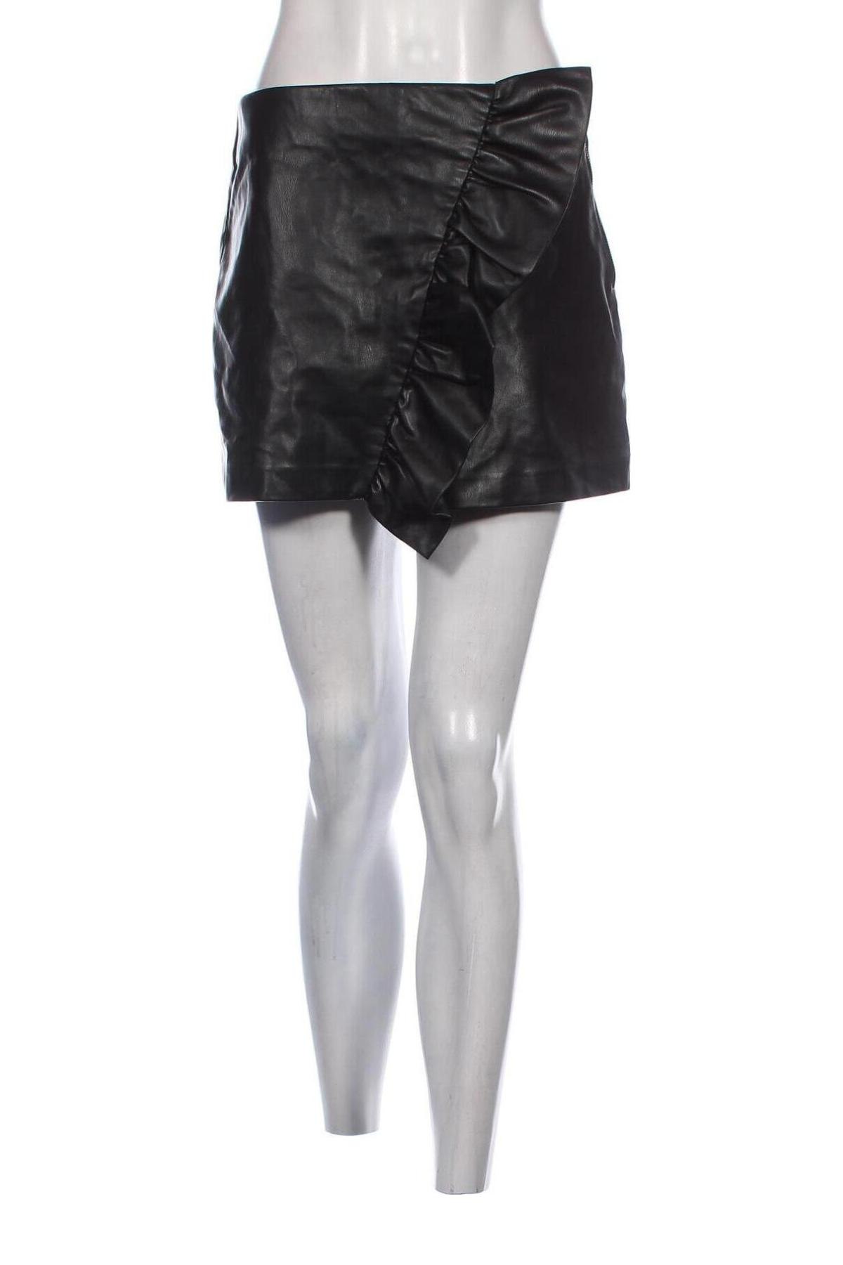 Дамски къс панталон Zara, Размер M, Цвят Черен, Цена 10,00 лв.
