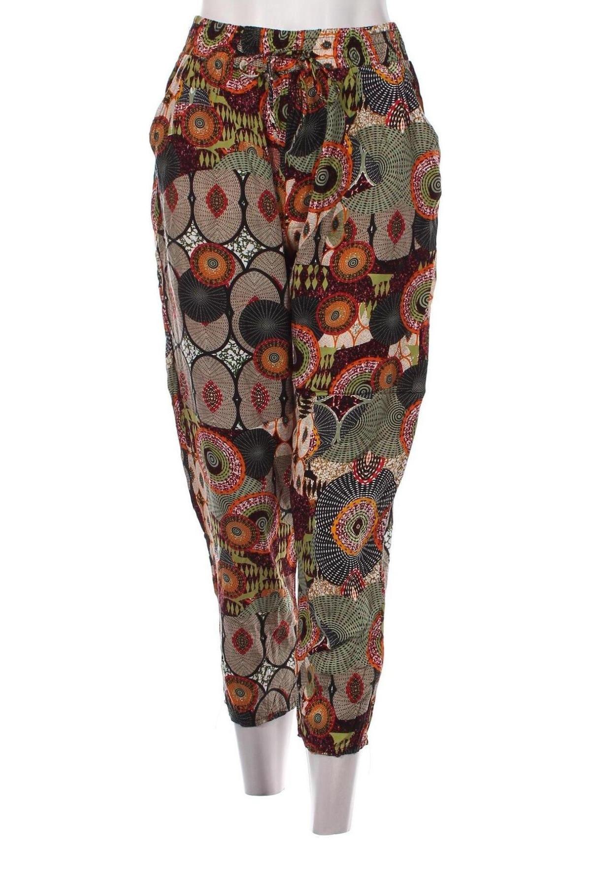 Pantaloni de femei, Mărime M, Culoare Multicolor, Preț 95,39 Lei