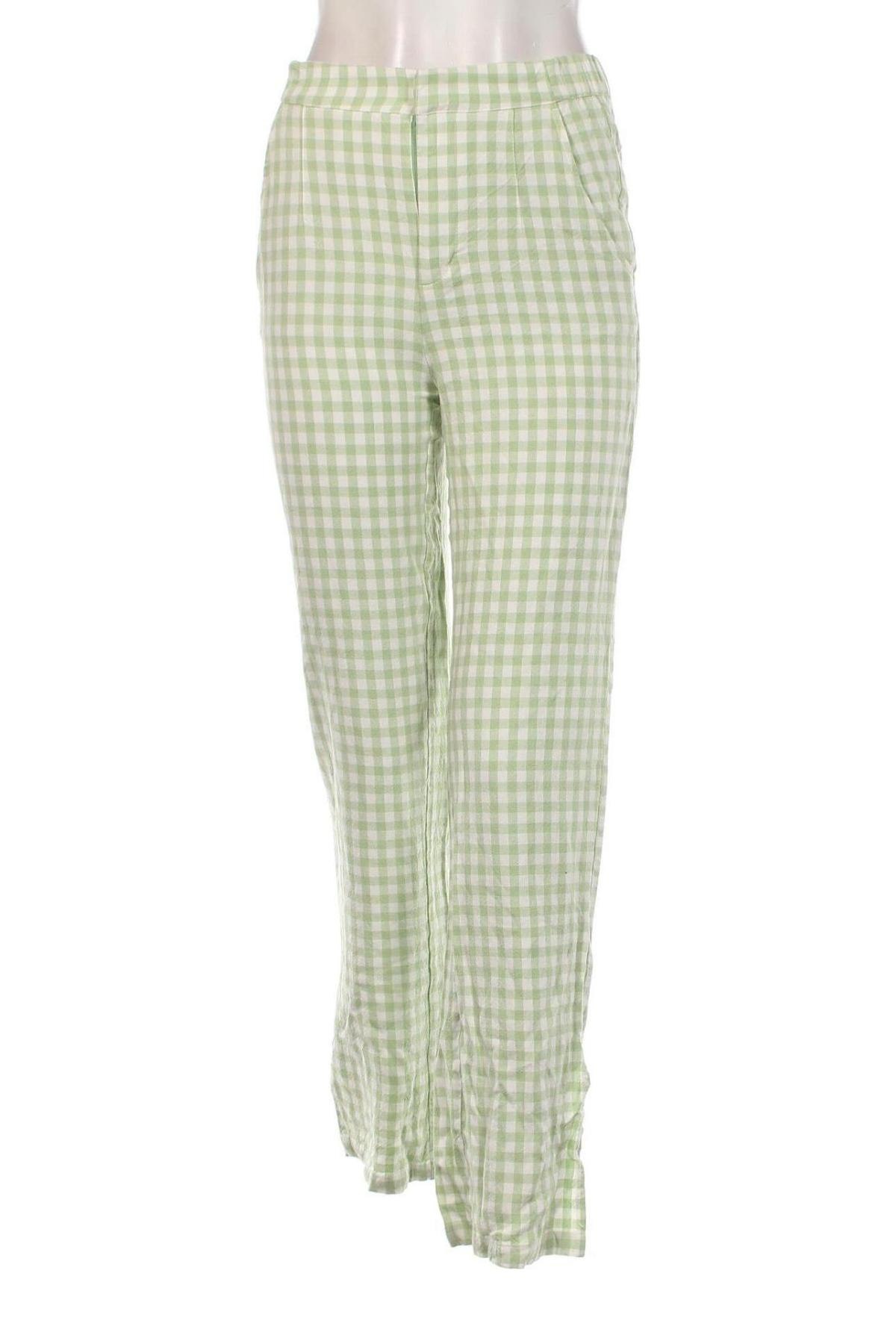 Damenhose Bershka, Größe M, Farbe Grün, Preis 8,90 €