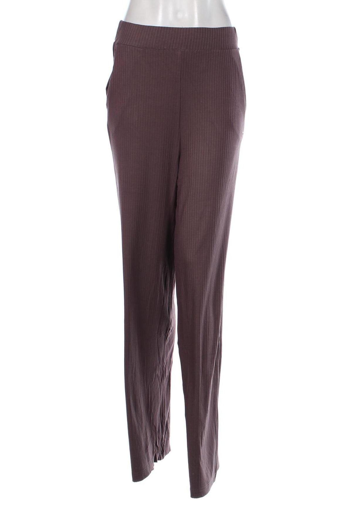 Pantaloni de femei FILA, Mărime S, Culoare Mov, Preț 224,34 Lei